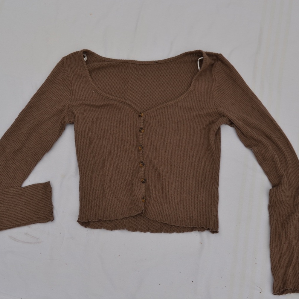 Button Long Sleeve